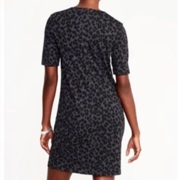 SOLD-Old Navy Leopard Print Knit ShirtDress - Picture 4 of 10